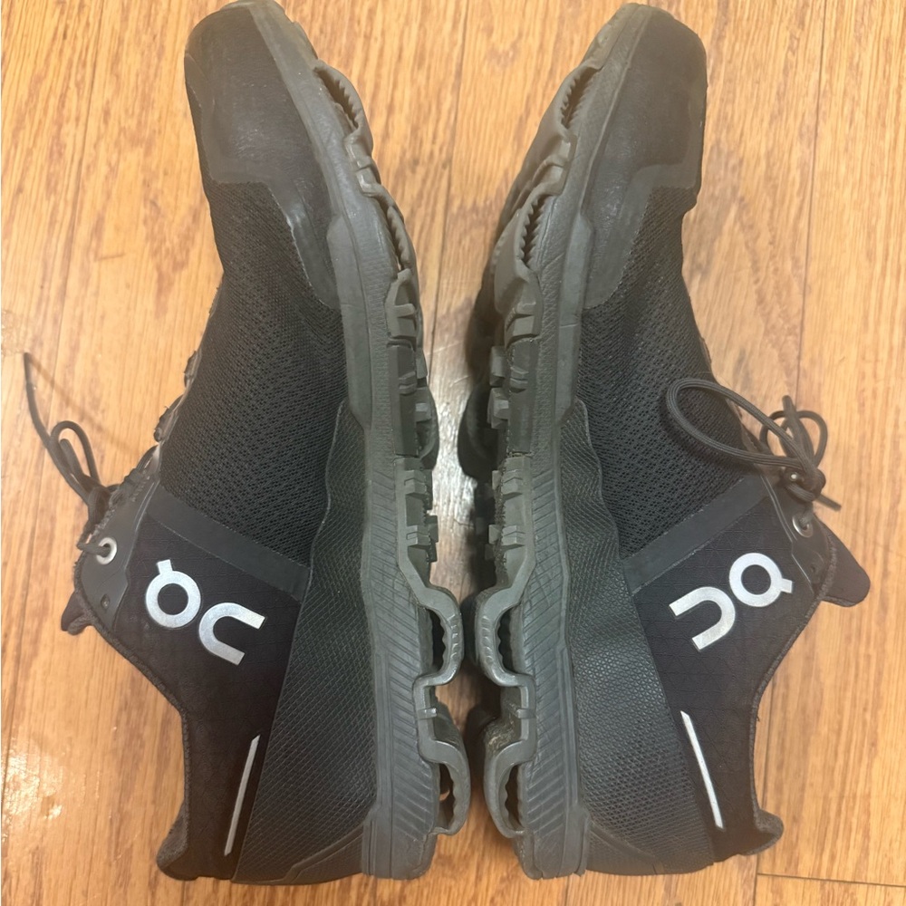 On Cloud Cloudventure Waterproof Trail Men’s Size 10 - Picture 6 of 8
